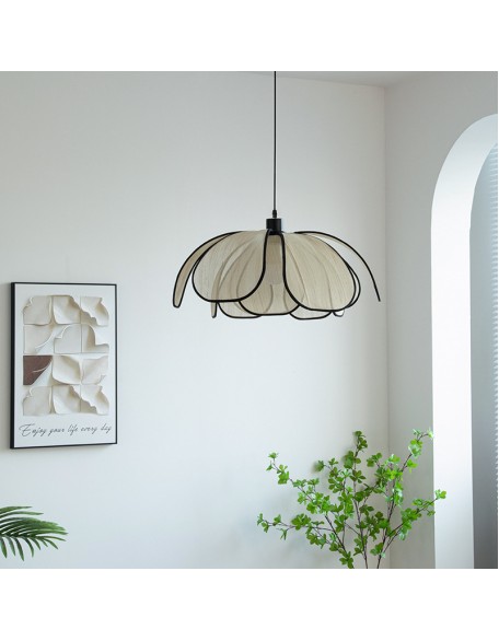 Refreshingly Simple Indoor Chandelier